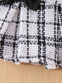 SHEIN Playful Pals 2pcs Baby Girls Knitted Long Sleeve Round Neck T-Shirt & Skirt Set, Elegant Fashion Outfit For Autumn/Winter - Black - View 5