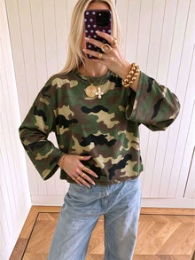 SHEIN EZwear 海外長袖復古迷彩T恤，秋季上衣，適合日常通勤、聚會、秋冬/夏季、聖誕節、新年、感恩節、派對、婚禮、海灘、畢業典禮、優雅、外出、約會、通勤、情人節、優雅、度假、Y2K、畢業典禮及其他場合 - 彩色 - 查看 3