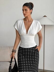 Lavishia Women's Summer V-Neck White T-Shirt Brunch Casual Elegant - White - View 1