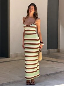 Sindi Myftari 女士春夏新款针织钩编交叉露背条纹波西米亚连衣裙，优雅度假连衣裙，夏季女装，适合音乐节、锐舞派对、乡村音乐会、夏日派对等场合，也可作为西部牛仔服饰穿着。夏季连衣裙，适合女士穿着，夏季女装，秋冬度假波西米亚风。 - 彩色 - 查看 4