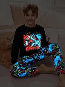 SHEIN 2pcs Kids Tween Boy Casual Daily Versatile Comfortable Glow-In-The-Dark Game Controller Print Round Neck Pullover Long Sleeve Pajama Top And Pants Knit Fitted Loungewear Set - Multicolor - View 1