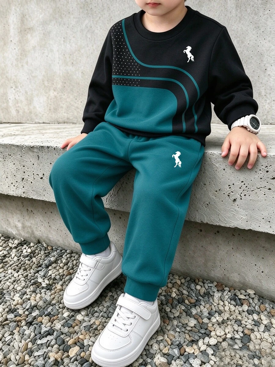 Áo nỉ cổ tròn bé trai họa tiết ngựa sọc phối màu đen & xanh lá, phong cách streetwear college, cơ bản mặc hàng ngày cho mùa thu/đông, 4Y-7Y - trắng - Xem 1