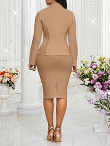 SHEIN Lady 2025秋冬新款女士优雅通勤纯色蕾丝拼接西装外套和半身裙套装商务休闲女装 - 卡其色 - 查看 2