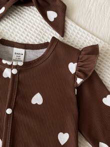 SHEIN 2pcs Newborn Baby Girl Footie Romper Cute Sweet Brown Heart Print Ruffle Long Sleeve Round Neck Regular Birthday Winter Princess Ballet Bow Headband - Coffee Brown - View 5