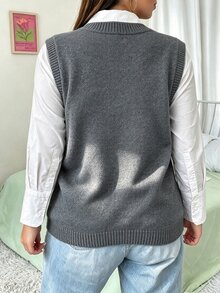 Flirla 大尺碼女款純色V領休閒百搭針織背心 冬季 - 灰色 - 查看 2