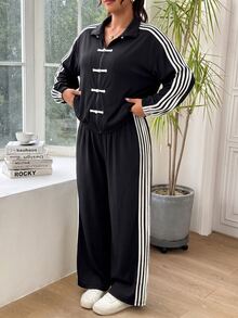 SHEIN EZwear 大尺碼女款青蛙鈕扣拉鍊門襟側條紋夾克與長褲休閒兩件套 秋季 - 黑與白 - 查看 3