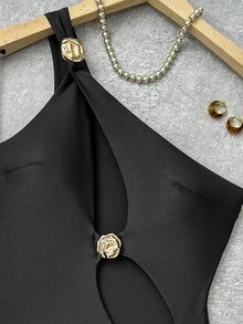 Bonvoyette Solid Color Hollow Out Asymmetric Metal Decor Swimsuit, One-Piece, Suitable For Beach Vacation - Black - View 6
