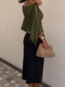 Siren Gaze Women's Solid Color V-Neck Flared Sleeve Pleated Fashion Blouse - Army Green - View 2