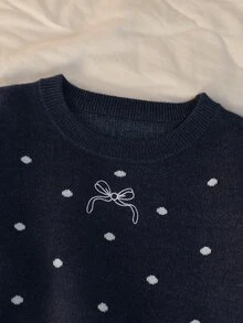 SHEIN 1件女童毛衣，時尚簡約圓領套頭衫，波點提花＋刺繡蝴蝶設計，溫柔清新可愛風，適中厚度，整齊下擺與羅紋袖口，觸感滑順，易穿脫，適合日常穿著、外出、上學等場合，秋冬穿搭 - 藏蓝色 - 查看 5