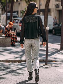 Maija 女款拼接亮片前綁帶波點網紗時尚上衣，適合外出穿搭、上班穿搭、夏季服飾、派對服飾，優雅風格 - 黑色 - 查看 2