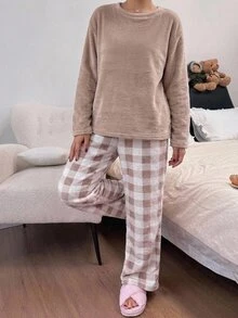 DAZY 女款純色圓領長袖上衣與格紋口袋長褲睡衣套裝 秋季 - 卡其色 - 查看 8