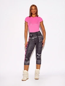 SUMWON WOMEN High Rise Cropped Leggings With Newspaper Print And Neon Pink Gothic Text Side Leg Detail Capri Length - Multicolor - View 2