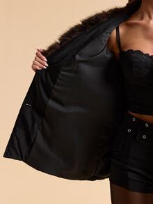 SHEIN BAE معطف شتوي مبطن للنساء بتصميم رقعات من الفرو الناعم، كاجوال ومتعدد الاستخدامات - الأسود - مشاهدة 6