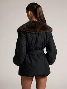 SHEIN BAE معطف شتوي مبطن للنساء بتصميم رقعات من الفرو الناعم، كاجوال ومتعدد الاستخدامات - الأسود - مشاهدة 2