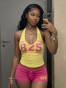Fiercella Fiercella 女款春夏兩件套 黃色背心與藍色短褲 HypeZone-D 細肩帶背心上衣 短褲正面字母印花裝飾 性感修身 適合運動休閒度假娛樂 - 黃色 - 查看 3