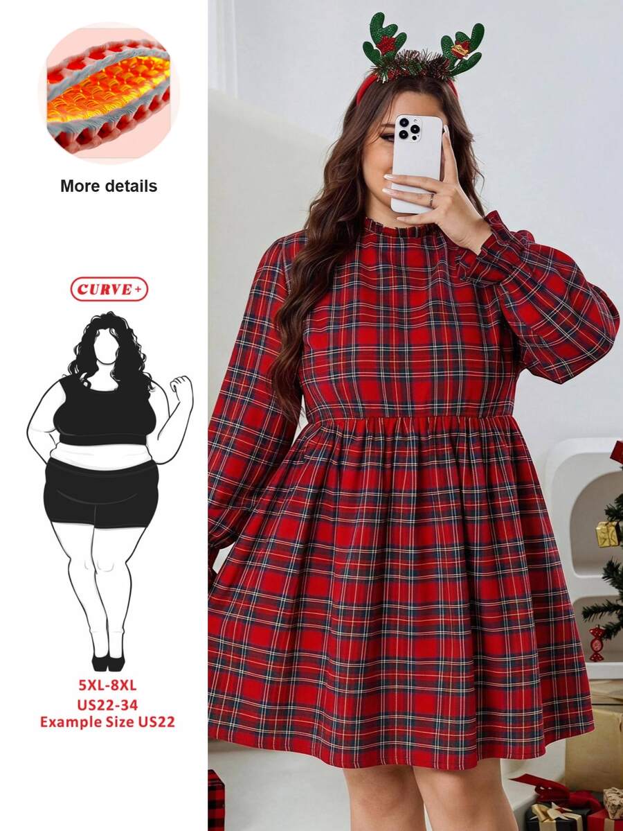 SHEIN CURVE+ فستان كاجوال للنساء بمقاس كبير بنقشة مربعات وأكمام بكشكشة ومرونة عالية لعيد الميلاد - الأسود - مشاهدة 1