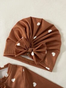 SHEIN 2件組新生女嬰連腳連身衣帽子套裝，可愛甜美棕色荷葉邊愛心印花蝴蝶結長袖圓領常規款，秋季公主派對度假針織 - 棕色 - 查看 5