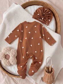 SHEIN 2件組新生女嬰連腳連身衣帽子套裝，可愛甜美棕色荷葉邊愛心印花蝴蝶結長袖圓領常規款，秋季公主派對度假針織 - 棕色 - 查看 2