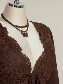 SHEIN ICON 大码休闲纯色蕾丝拼接迷你连衣裙，秋季女装 - 棕色 - 查看 8