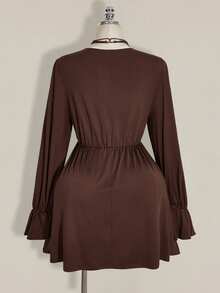 SHEIN ICON 大码休闲纯色蕾丝拼接迷你连衣裙，秋季女装 - 棕色 - 查看 4