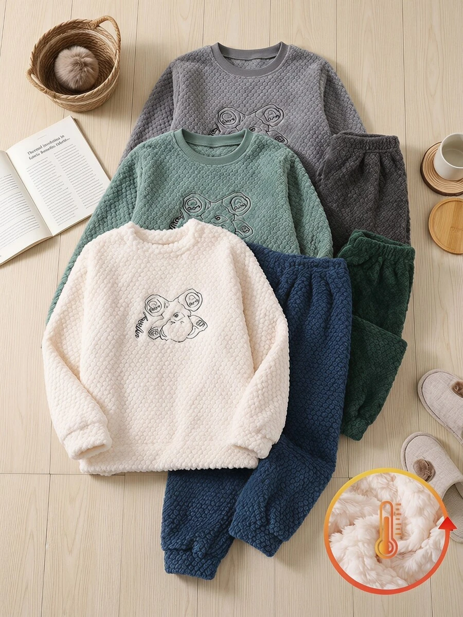 大童男孩熊刺繡毛絨家居服2件套,珊瑚絨面料柔軟蓬鬆,圓領長袖上衣搭配收口褲,休閒簡約清新風,親膚舒適寬鬆版型,兒童秋冬居家睡衣可愛百搭套裝 - 藍色 - 查看 1