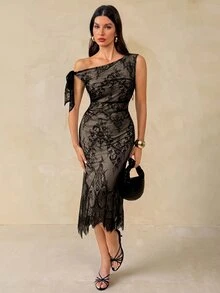 SHEIN Tall فستان حفلة نسائي أنيق بكتف غير متماثل من الدانتيل مع كشكشة وخصر مشدود - الأسود - مشاهدة 4