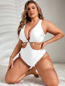 SHEIN Swim Curve Plus Size Solid Color Hollow Chain Decor One-Piece Swimsuit, Summer - White - View 6