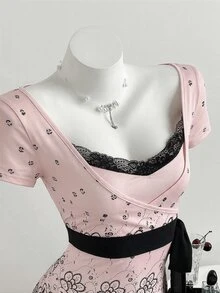 Elamini 女款夏季度假印花休閒 2合1 蕾絲拼接蝴蝶結裝飾修身短袖T恤 粉色復古 - 淺粉色 - 查看 5