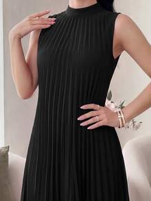 Modelyn High Low Hem Pleated Swing Dress - Black - View 6