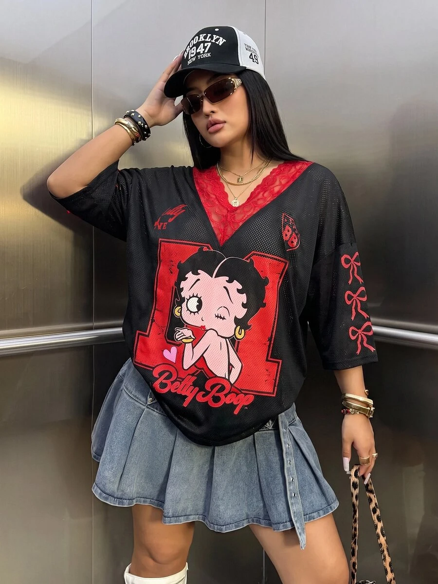 Betty Boop x SHEIN 大码夏季时尚蕾丝拼接卡通蝴蝶结印花T恤 - 紅色 - 查看 1