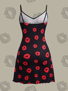 Betty Boop x SHEIN Plus Size Red Lips Cartoon Print Spaghetti Strap Nightgown - Black - View 2