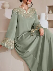 Al Najma 女款端莊優雅長洋裝 春秋款 鼠尾草綠 V領 金色刺繡 袖口刺繡 寬鬆飄逸 適合宴會、下午茶、派對 - 綠色 - 查看 6