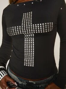 SHEIN BAE ملابس علوية علوي بكتف مكشوف للخريف، مثير بطراز قوطي باللونين الأسود والفضي، أكمام طويلة، مزين بالراينستون والمسامير، تصميم صليب، ملابس شارع قوطية Y2K، مناسب للسهرات والحفلات الموسيقية وهالوين - الأسود - مشاهدة 6