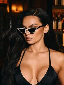 Aravennia 1pc Handmade Rhinestone-Set Cat Eye Shaped Ladies' Fashion Glasses - Black Frame Gray Film - View 3