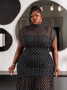CurvyTilda 大尺碼女款優雅精緻浪漫迷人時尚情人節約會度假婚禮賓客度假網紗透視二合一棕色洋裝 - 黑與白 - 查看 1