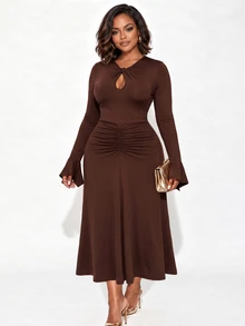 Poshavie Poshavie Plus Size Women's Minimalist Elegant Fashion Long Sleeve Dress, Hollow Neckline, Ruched Waist Flattering Slimming, Comfortable Elastic Fabric, Loose Fit, Suitable For Daily Wear, Shopping, Dating, Commuting - Brown - View 5