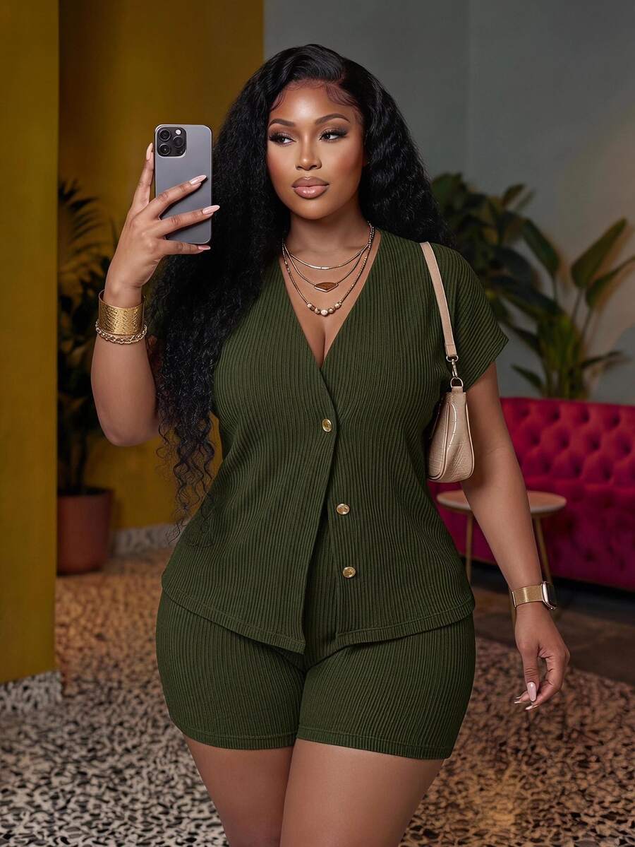 Veslaya Plus Size Women's Solid Color V-Neck Short Sleeve Top And Shorts Casual Baggy Daily Set Formal Vacation Dark Green Summer - Army Green - View 1