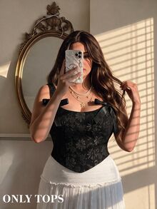 SHEIN MOD Plus Size Women Floral Jacquard Black Camisole Tank Top,Valentine's Day - Black - View 1
