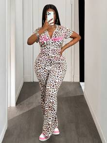 Veslaya Conjunto de 2 piezas de top corto con cremallera delantera y pantalones campana con estampado de leopardo y diseño de letras para mujer talla grande, nuevo verano 2025 - Multicolor - Ver 7