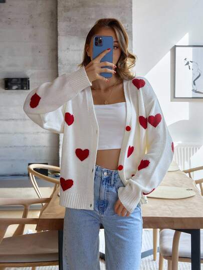 SHEIN كارديجان طويل الأكمام بطبعة قلب وأزرار أمامية، كاجوال عملي بأسلوب فيري، مقاس كبير، أبيض، مناسب للمواعيد والحفلات والسهرات الرسمية، شتوي