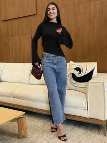 Yohana Edit 黑色褶饰圆领喇叭袖腰部褶皱不对称下摆百搭 T 恤 - 黑色 - 查看 4