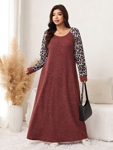 SHEIN LUNE فستان طويل بأكمام طويلة للنساء ذوات الأحجام الكبيرة، بياقة على شكل حرف V وأكمام راغلان، بتصميم رقعات وطبعة نمر، مضلع ومصقول ناعم ومريح، فستان كاجوال للخريف/الشتاء - بني - مشاهدة 4
