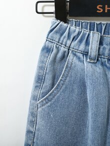 SHEIN 男嬰中性基本款可愛日常寬鬆圖案休閒彈性腰對比下擺平口袋燈籠牛仔褲 秋季慢跑淺藍色健身 Wild One - 淺色水洗藍 - 查看 5