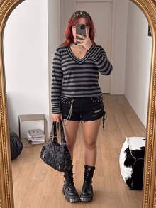 SHEIN CURVE+ Women's Plus Size Top 22W, Autumn/Winter Women's Plus Size Striped Patchwork Slim Fit T-Shirt Fall - Black and White - View 4