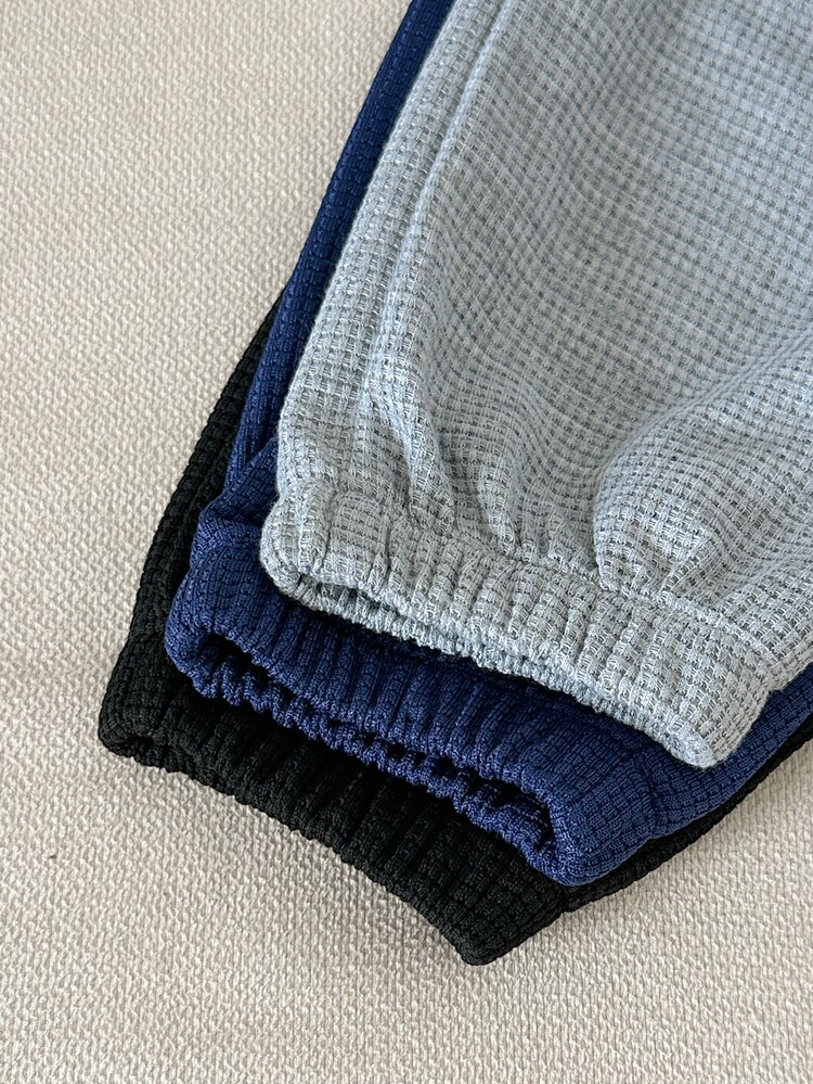 SHEIN 3 Packs Baby Boy Jogger Pants Cute Preppy Grey Navy Blue Black Waffle Knit Button Elastic Cuff Regular Outdoor Fall Cozy Baggy Cargo Christmas Bottoms - Multicolor - View 5
