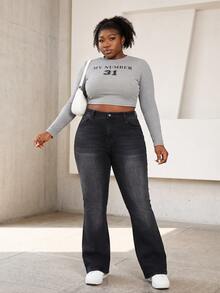 CurvyTilda Plus Size Women's Pocket Flare Casual Versatile Denim Jeans - Black - View 1