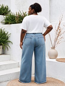 CurvyTilda Light Wash Distressed Wide Leg Long Jeans, Suitable For Tall Women, Plus Size, Spring/Summer - Light Wash - View 4