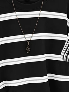 SHEIN CURVE+ 2026 大尺碼女款圓領露肩長袖條紋寬鬆休閒對比色條紋長袖T恤，適合旅行、返校、街頭風與Y2K風格穿搭 - 黑色 - 查看 4
