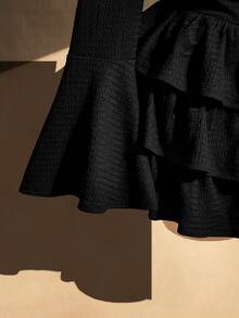 SHEIN ICON 女款大尺碼復古性感Y2K簡約通勤派對約會晚餐都市現代優雅露肩喇叭袖黑色針織洋裝秋季 - 黑色 - 查看 6