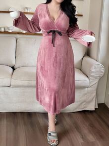 Dazy Plus Plus Size Women Velvet & Contrast Lace V-Neck Flare Sleeve Midi Nightgown, Sexy For Autumn/Winter, Fall - Coral Pink - View 4